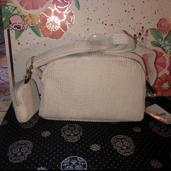 Disney Mickey Mouse corduroy crossbody and attached ear bud Limited Edition New - Picture 2 of 10